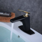 Robinet de salle de bain, design,black and gold