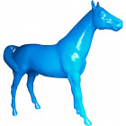 Cheval design lisse en résine