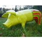 Cochon avec pantalon coloré en résine
