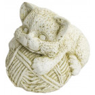 Statue chaton sur pelote en pierre reconstituée