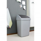 Poubelle grise avec couvercle basculant delta 50 litres