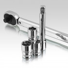 Clé dynamométrique 1/2" 28-210 nm douilles rallonge coffret