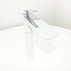 Robinet mitigeur evier/vasque surélevé - chromé/blanc - concep't Robinet mitigeur evier/vasque surélevé - chromé/blanc - concep't