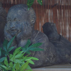 Statue jardin moine bouddhiste couché h.40 cm - gris anthracite  40 cm - gris anthracite