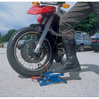 Pompe à pied double cylindre bleu 25996