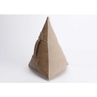 Cale porte pyramide