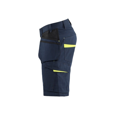 Short maintenance avec poches flottantes 14941330 - Couleur et taille au choix
