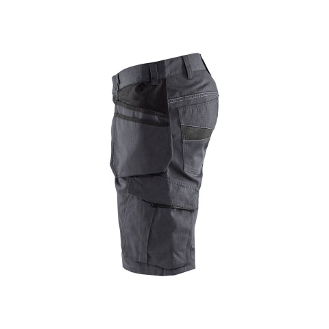 Short maintenance avec poches flottantes 14941330 - Couleur et taille au choix