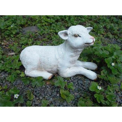 Petite chèvre couchée en résine 46 cm