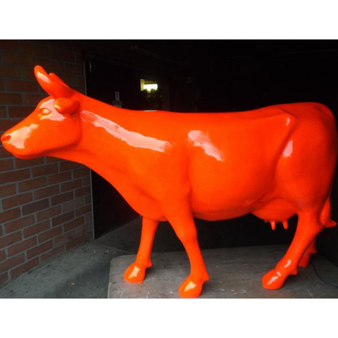 Vache colorée en résine 220 cm