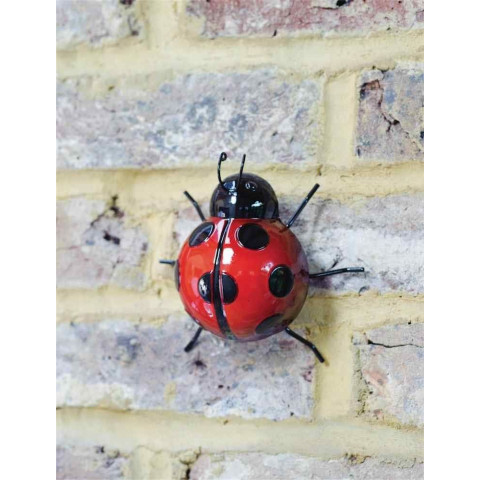 Coccinelle décorative en métal