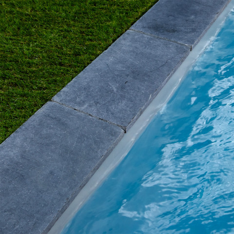 Kit complet | margelles pour piscine 10x5m en pierre bleue vietnam (+ colle, joint, hydrofuge ...)