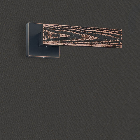 Poignée de porte design finition aspect cuivre patiné noir flora - katchmee
