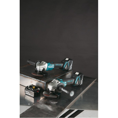 Meuleuse MAKITA Ø125 mm 18V - Sans batterie, ni chargeur + 5 meules à ébarber flexibles - DGA506ZX1