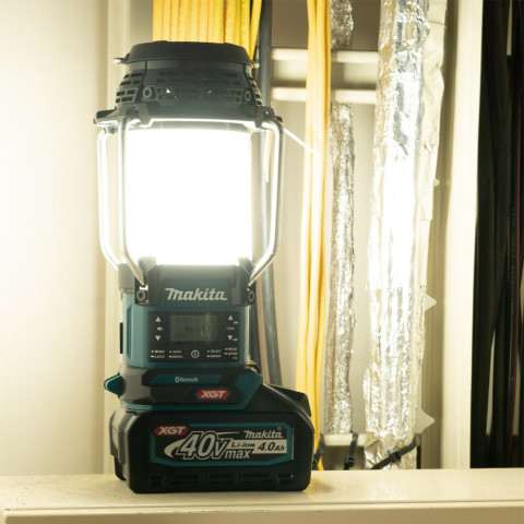 Radio | Lanterne LED XGT ® - MAKITA - sans batterie, ni chargeur - MR009GZ