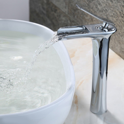 Robinet lavabo surélevé sophistiqué avec bec en cascade blanc chromé