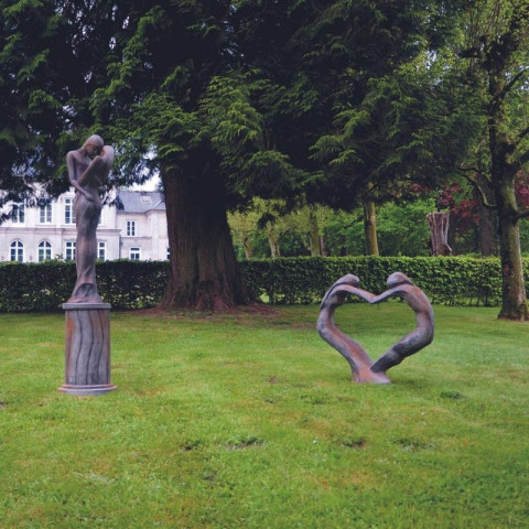 Statue de jardin en pierre tristan et iseult cœur - rouille  102 cm - rouille